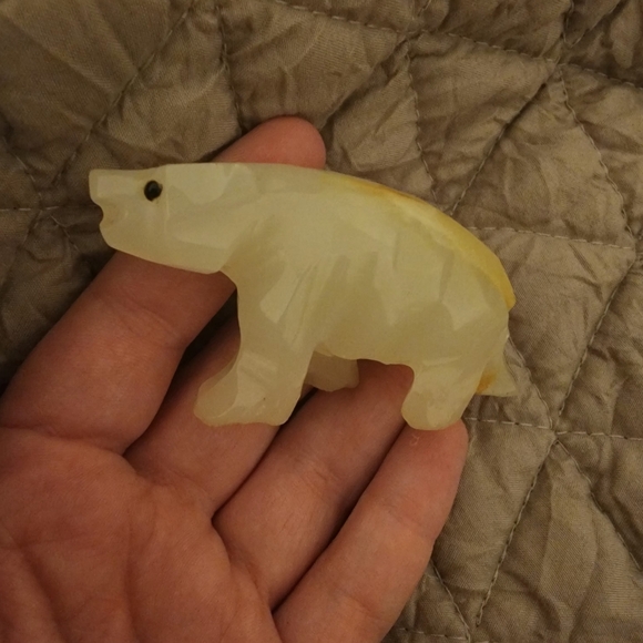 Carved Stone Bear 🐻‍❄ - Picture 10 of 10